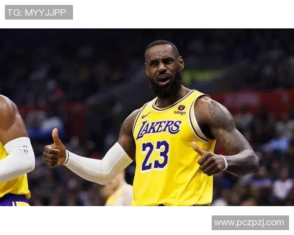 詹姆斯的传奇之路：从天才少年到NBA历史巨星的辉煌历程